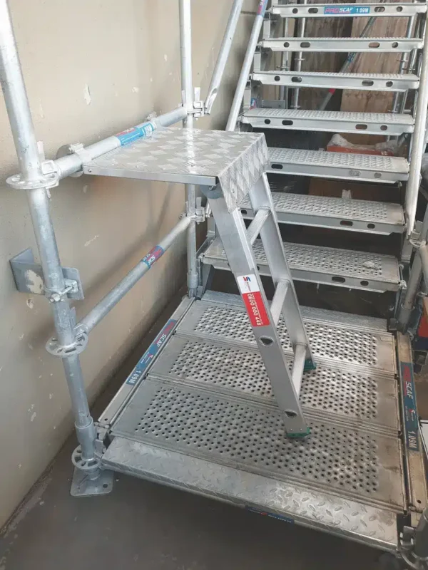 SCAFF STEP